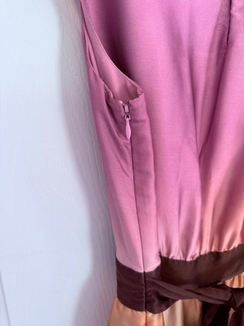 Ted Baker Knee Length Sleeveless Boat Neckline Dandelion Ombre Dress Size 2 - Picture 5 of 12